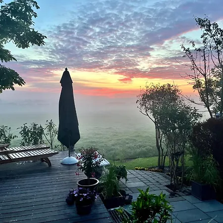 Сasa de vacaciones Field View *