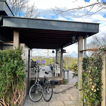 Сasa de vacaciones Field View Warmond