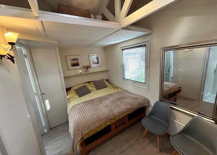 Field View * Warmond